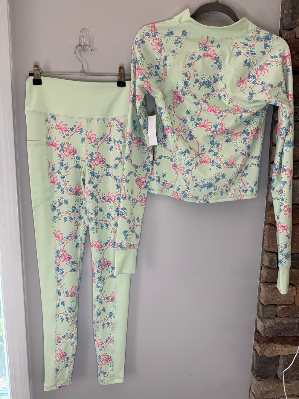 Shabby Chic Mint Floral Leggings and Zip Jacket Set xs